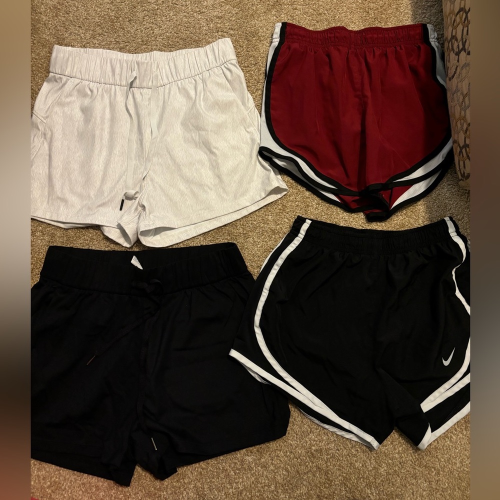 4 pairs XS shorts